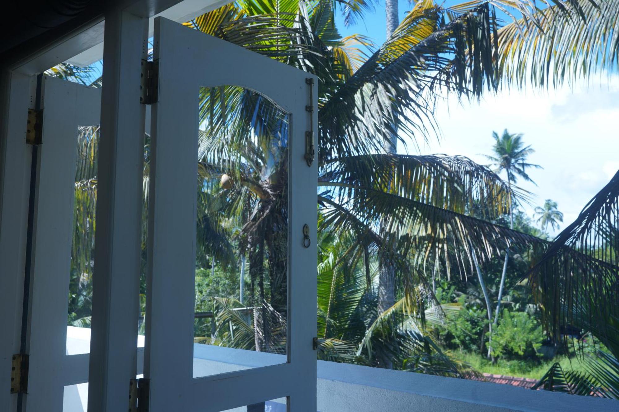 Bed and Breakfast Casa Tharin Madiha Matara Exterior foto